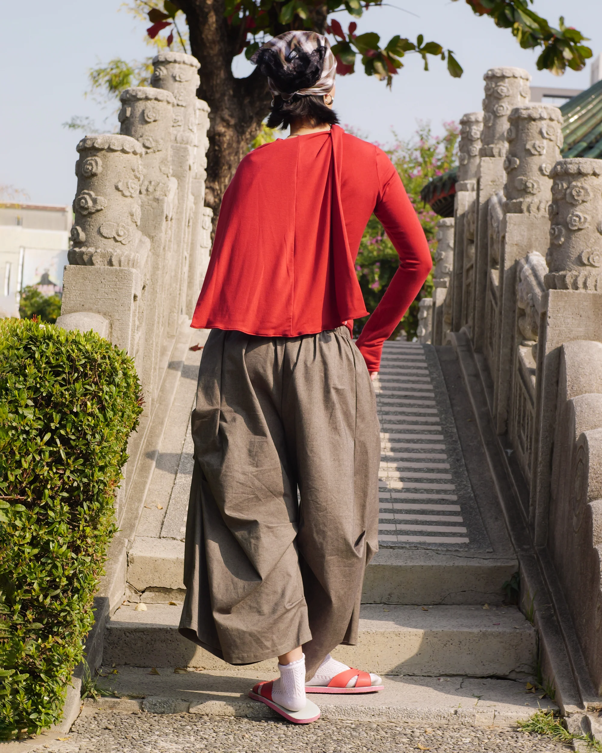 Toshi Shorts in Chia - Image 9