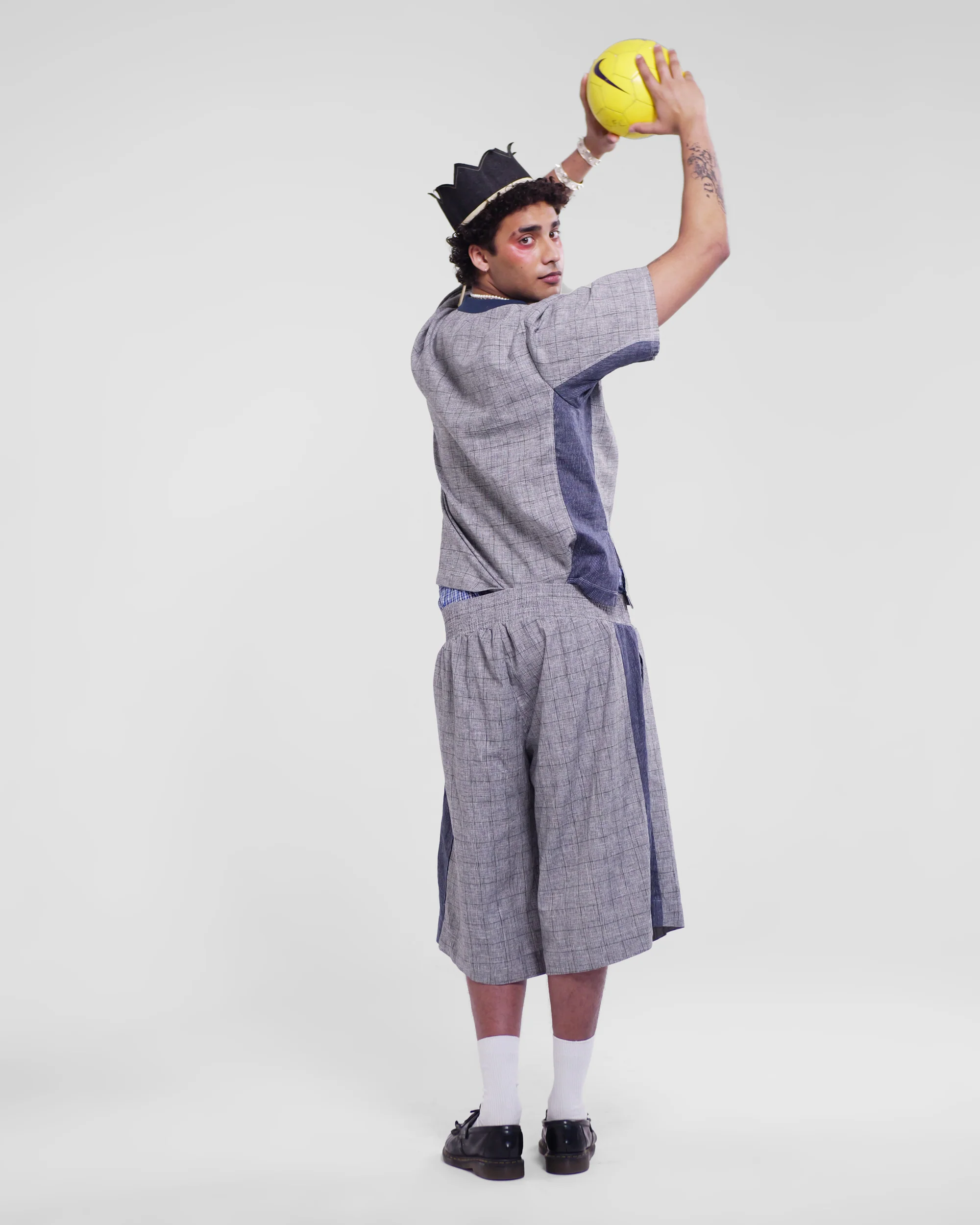 Hiro Jersey Top in Grey Plaid - Image 8