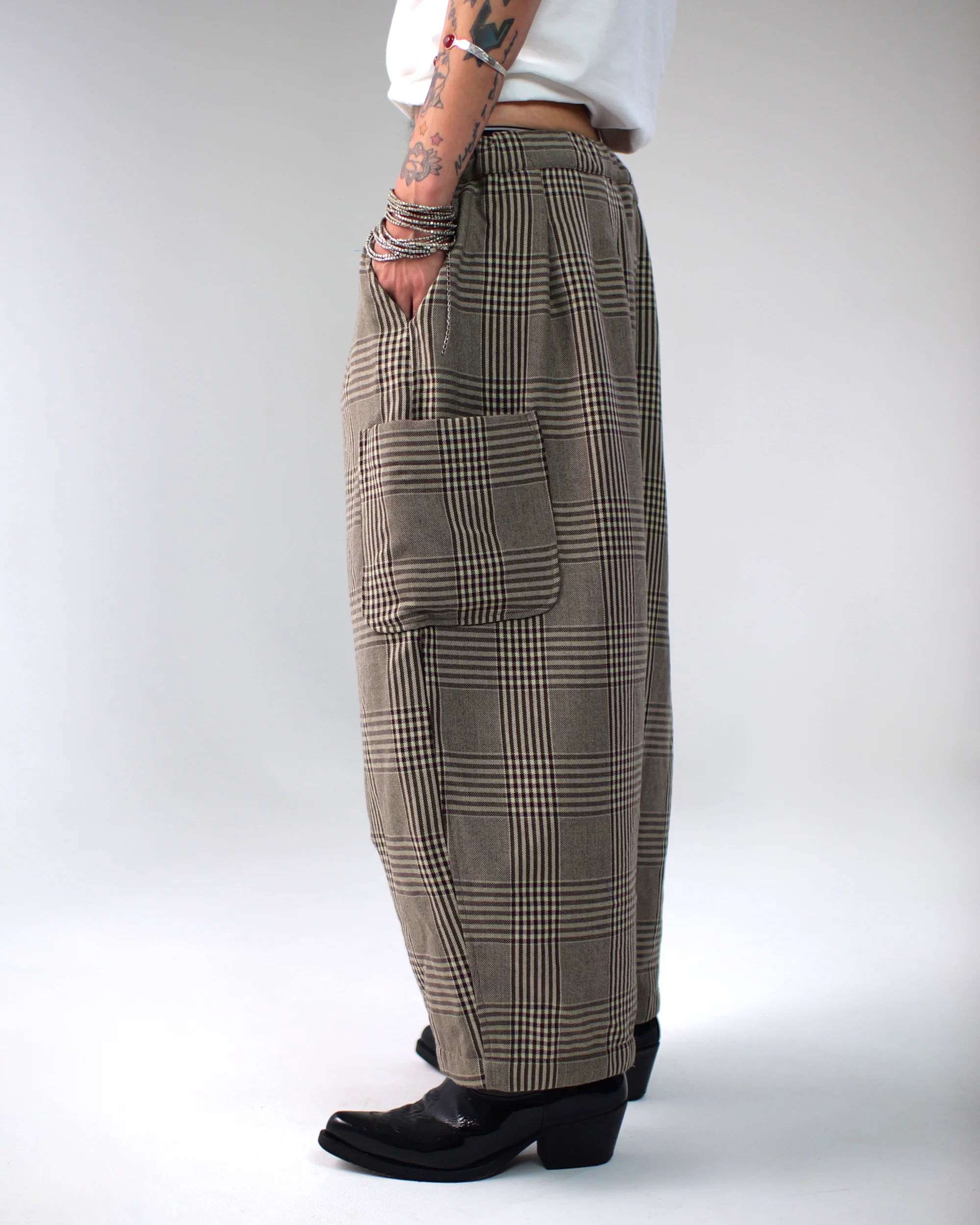 Lucky Pierrot Pant in Coffee Plaid - Image 5