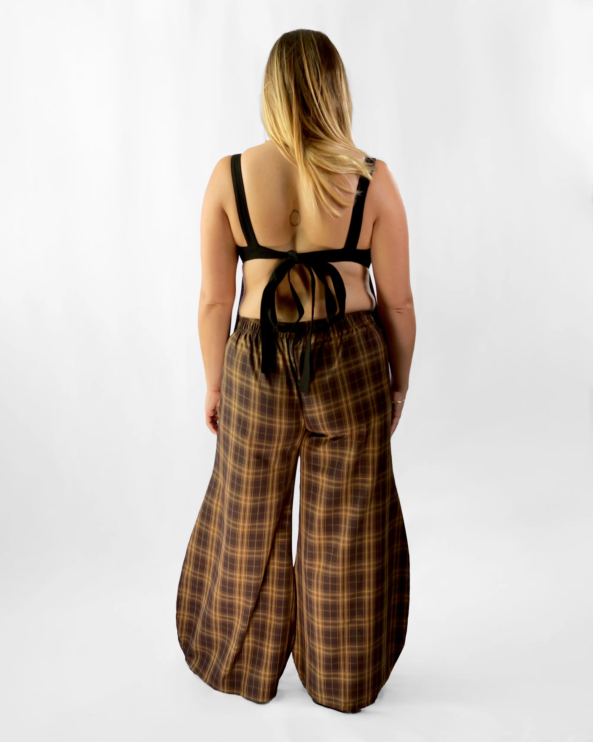 Obi Reversible Top In Black/Houndstooth - Image 7