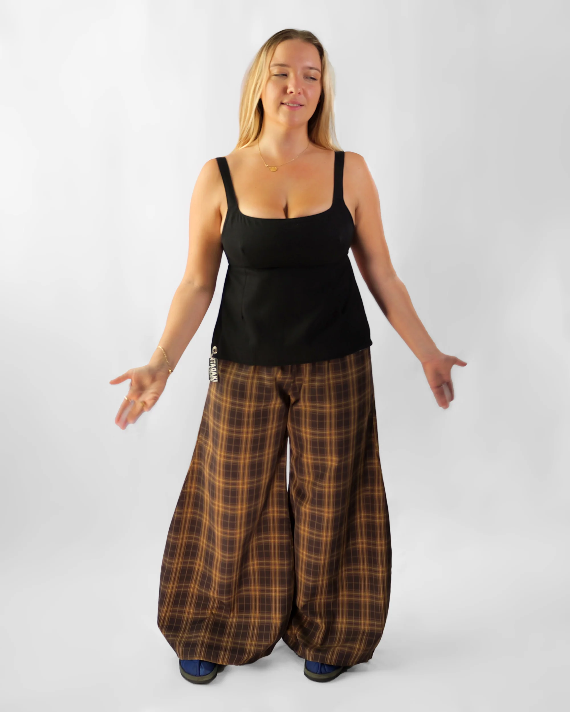 Shawties Puff Pant in Honeycomb - Image 15