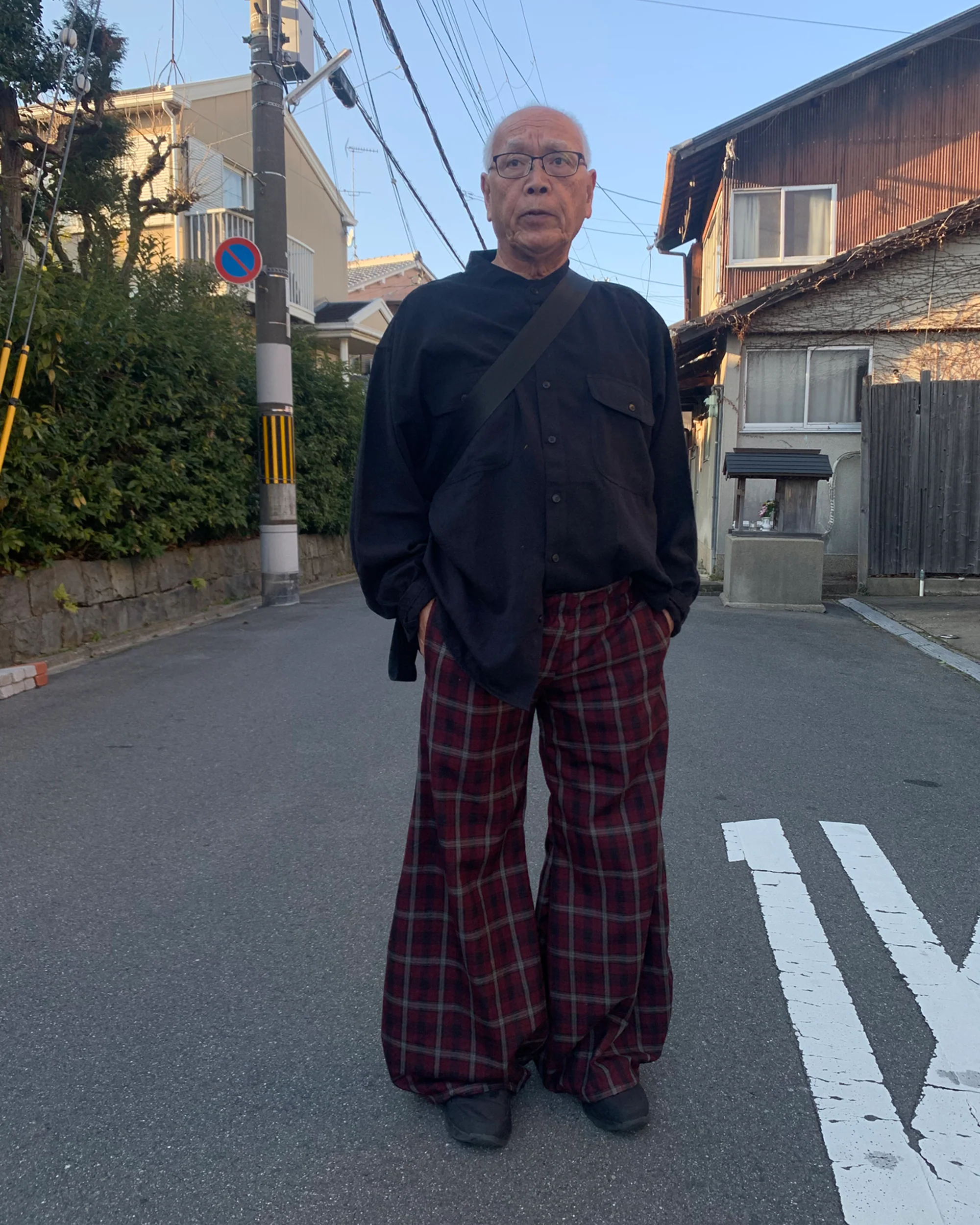 Shawties Puff Pant in Wine - Image 13