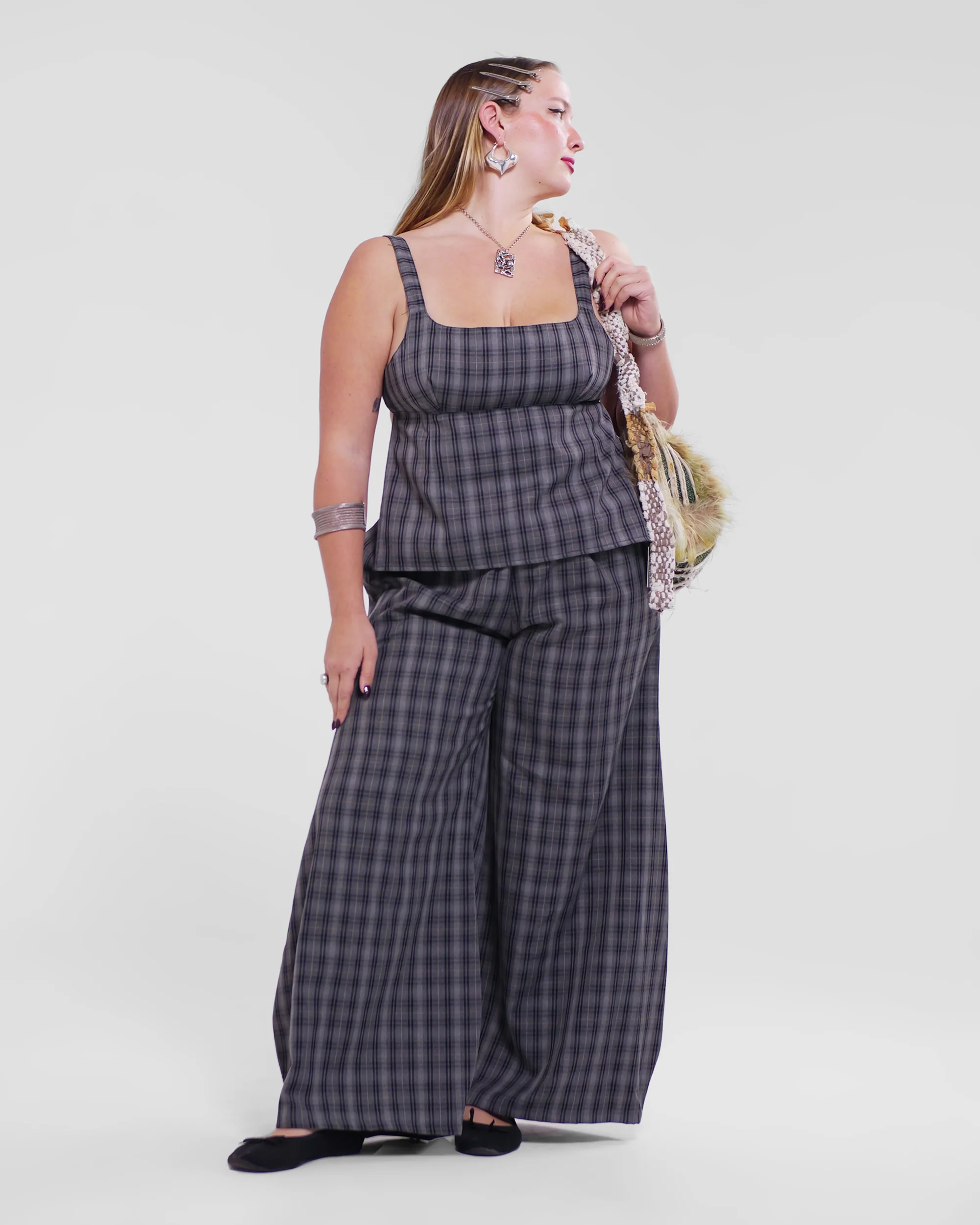 Obi Reversible Top in Smoke/Black - Image 13