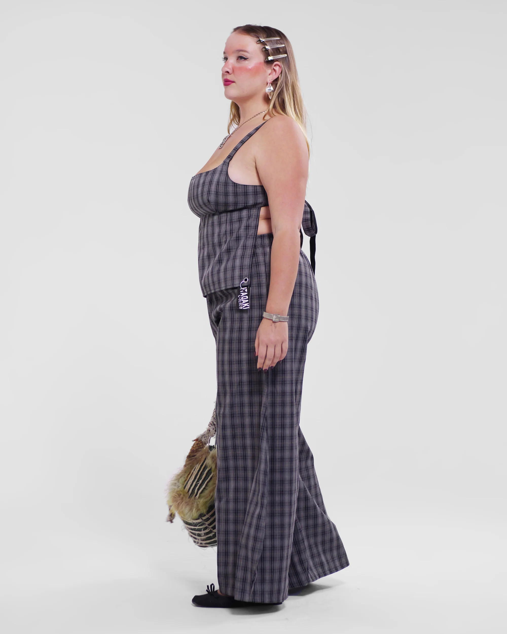 Obi Reversible Top in Smoke/Black - Image 14