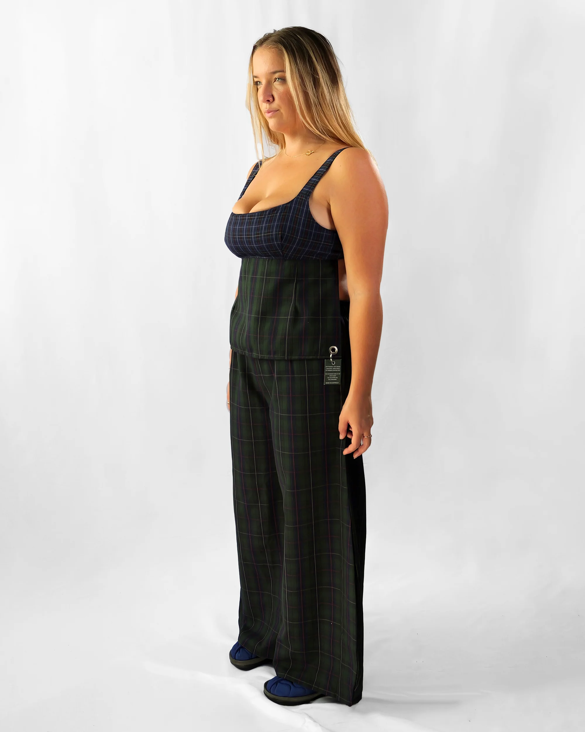 Obi Reversible Top In Moss/Blue - Image 9