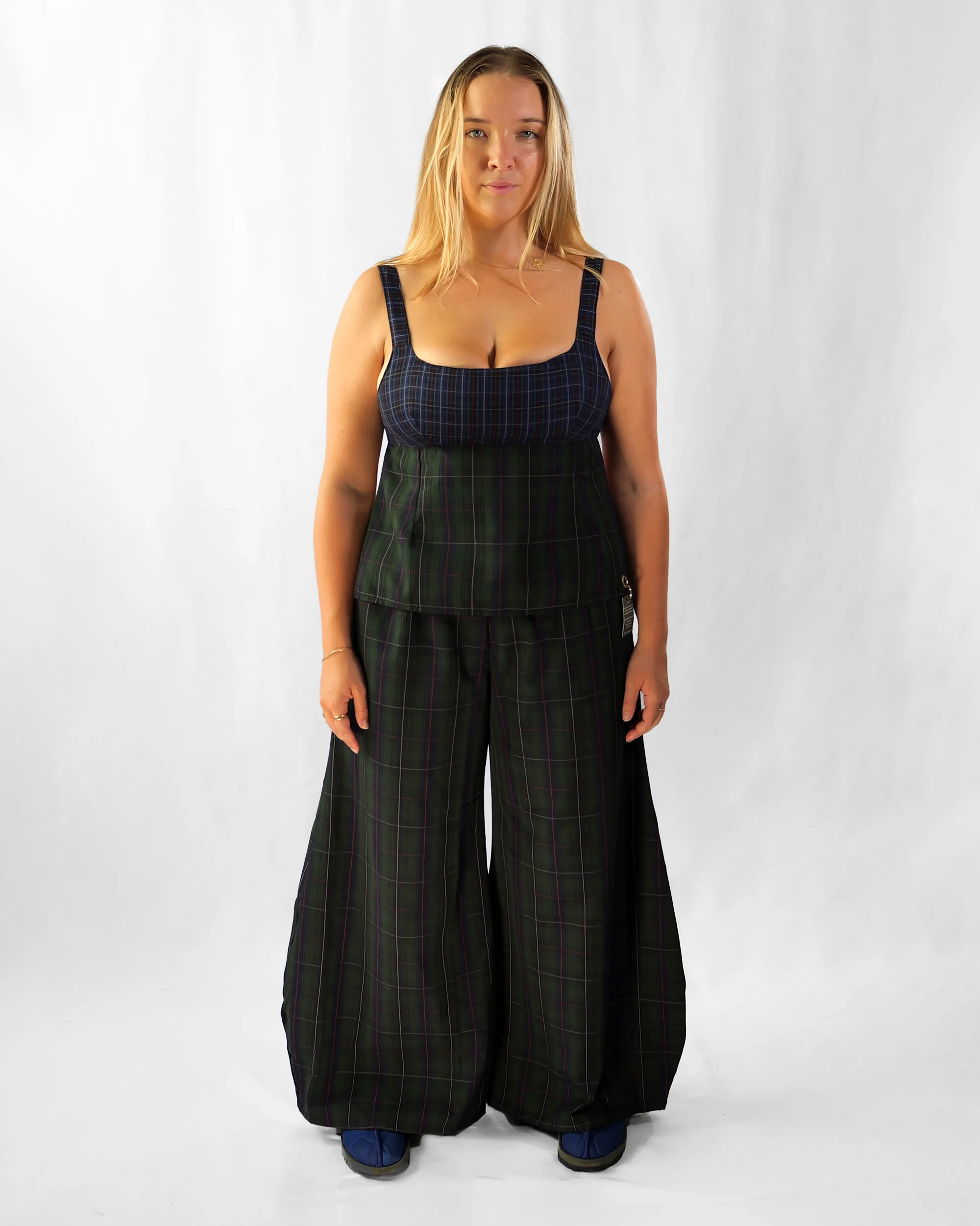 Obi Reversible Top In Moss/Blue - Image 11