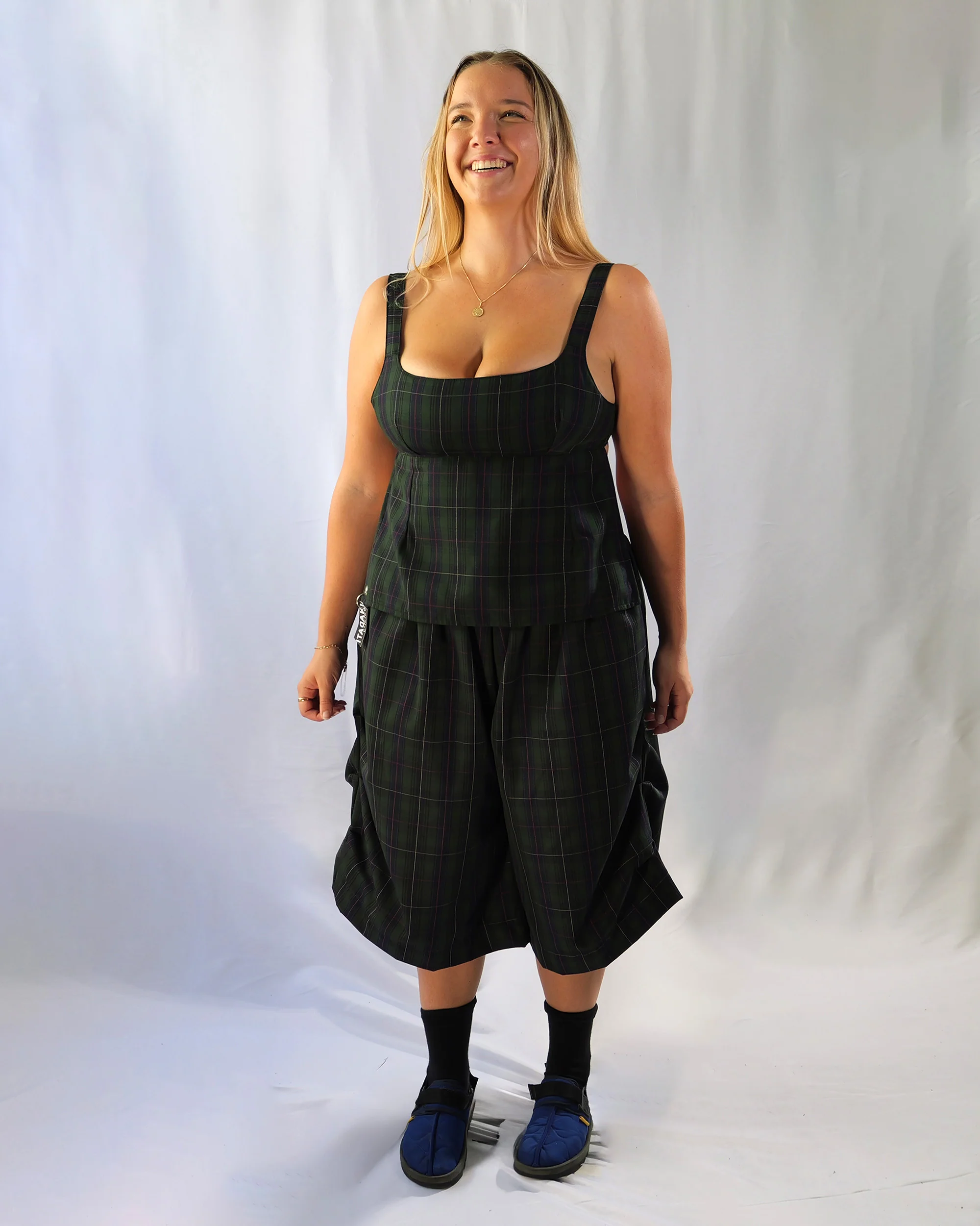 Obi Reversible Top In Moss/Blue - Image 12