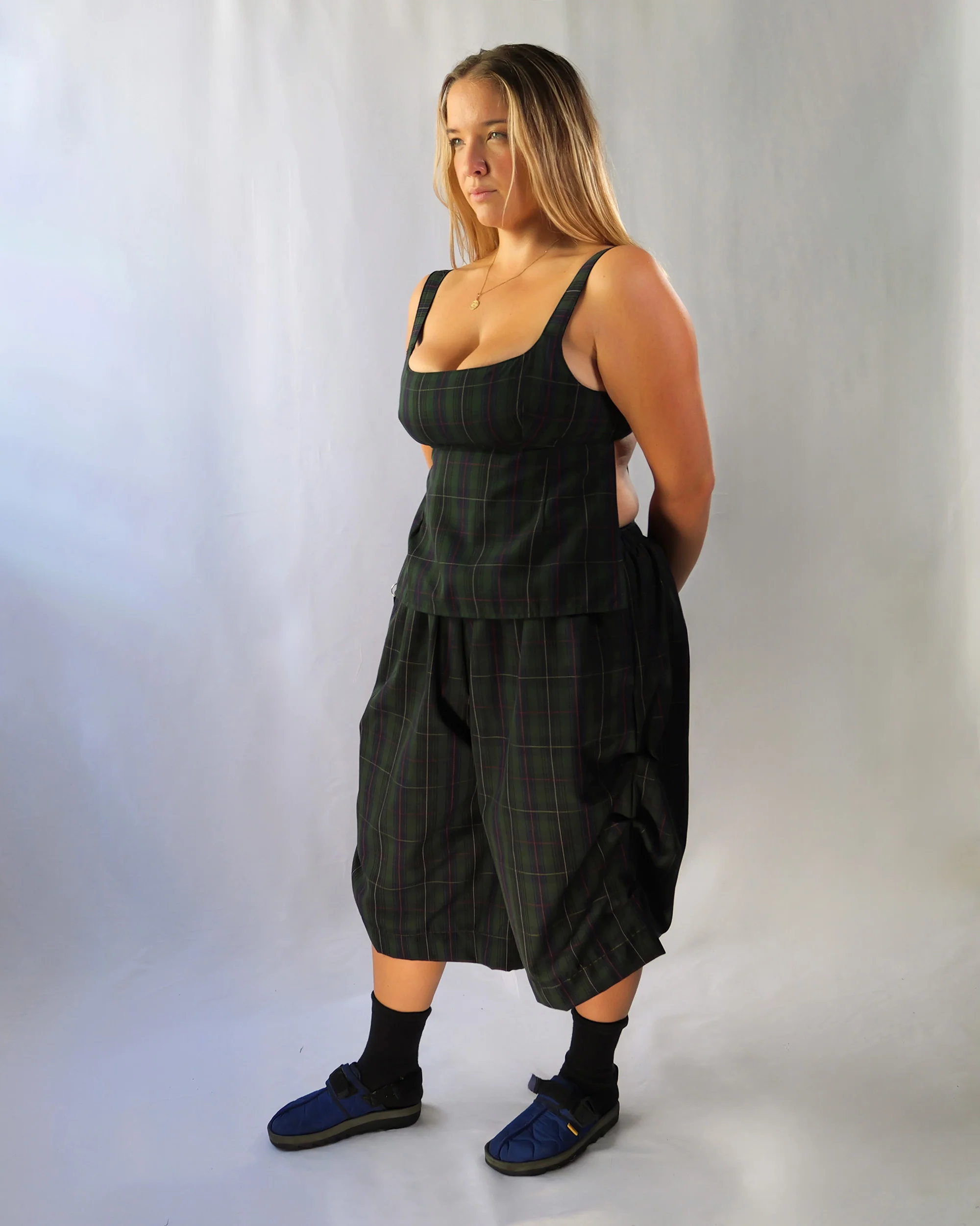 Obi Reversible Top In Moss/Blue - Image 5