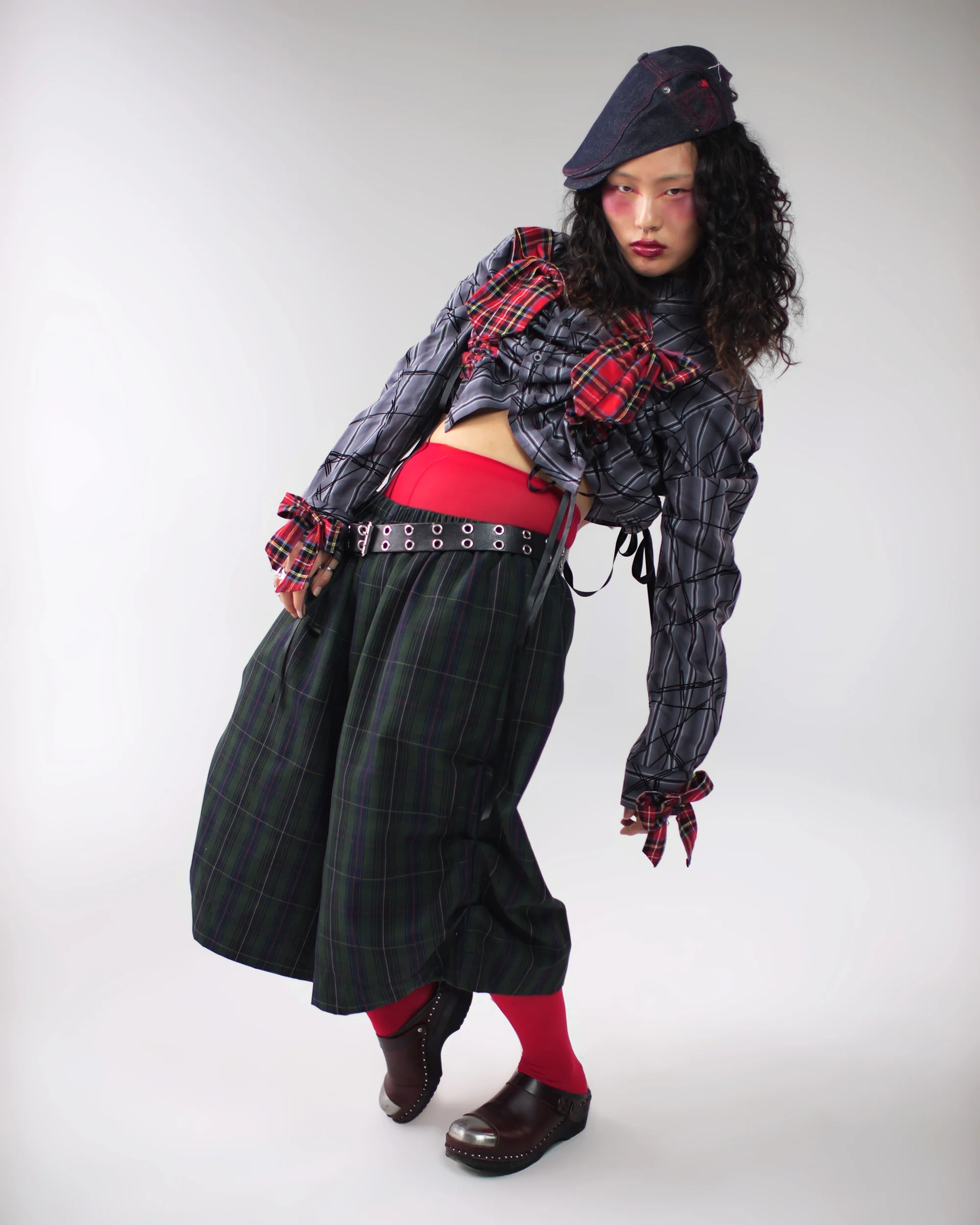 Kenji Shorts in Moss - Image 8