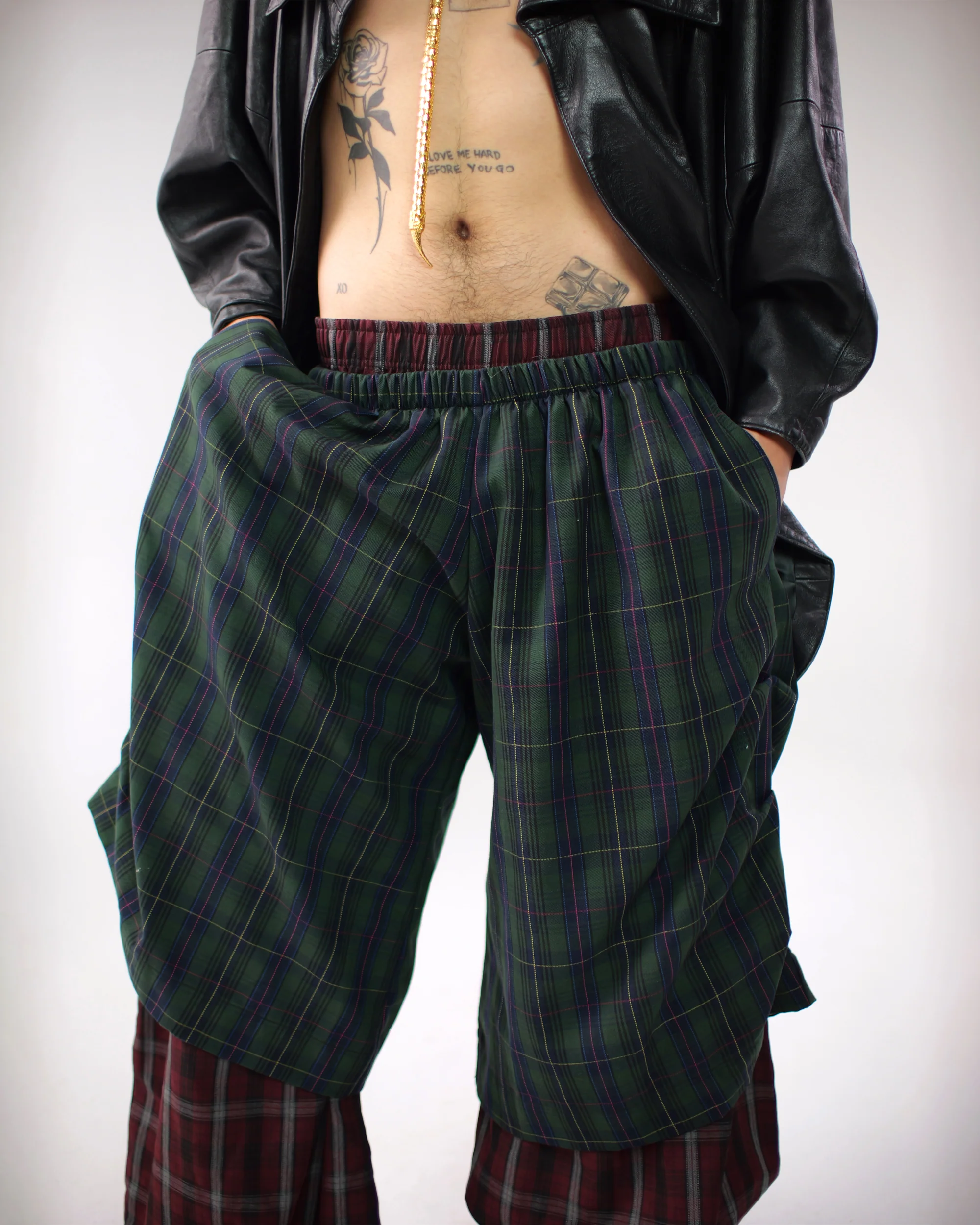 Kenji Shorts in Moss - Image 9